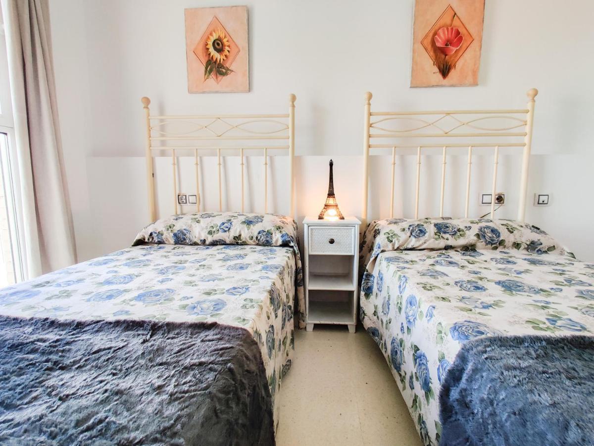San Remo Levante Beach Apartments Μπένιντορμ Εξωτερικό φωτογραφία