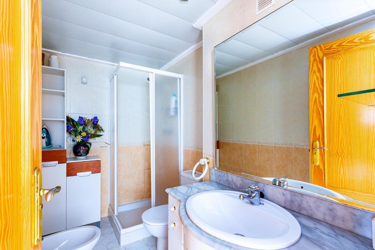 San Remo Levante Beach Apartments Μπένιντορμ Εξωτερικό φωτογραφία