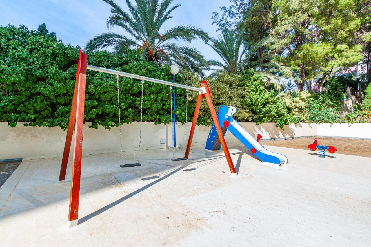 San Remo Levante Beach Apartments Μπένιντορμ Εξωτερικό φωτογραφία